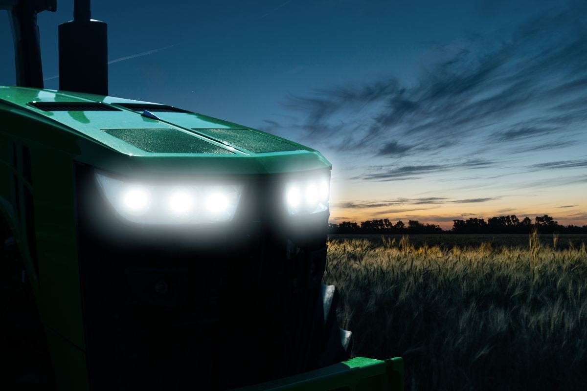Quand les gyrophares LED deviennent le symbole d'une agriculture connectée et plus sûre