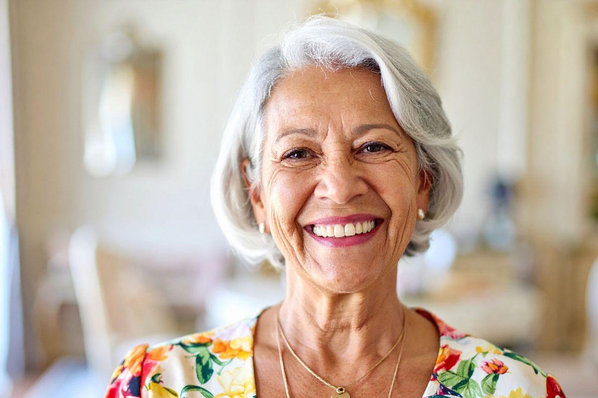 Mutuelles seniors 2026 : pourquoi août est le moment idéal pour comparer et changer